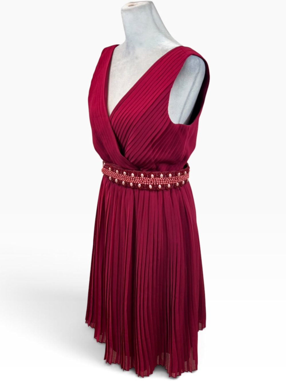 Geode Brand Pink Pleated V Neck Dress with Embellished Belt Size Medium